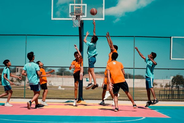 L'escrime en compétition : Règles et stratégies détaillées